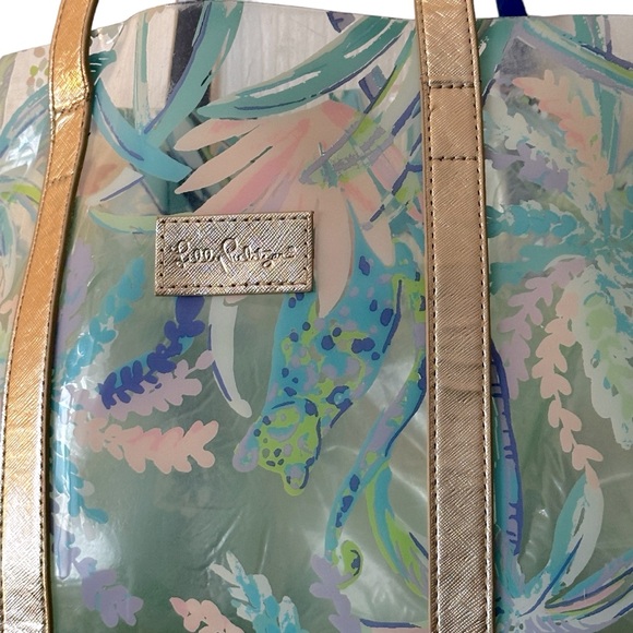Lilly Pulitzer PVC Sweet Escape Print GWP Clear beach tote bag - Picture 4 of 16